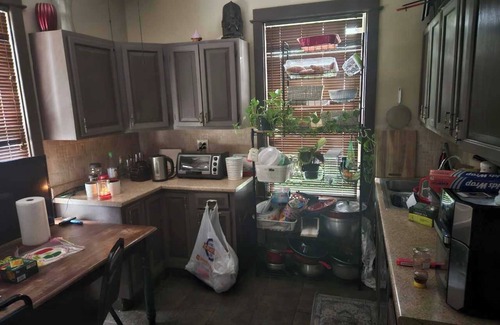 Bensenville House | Charming 3-bedroom house with AC and WiFi in Bensenville