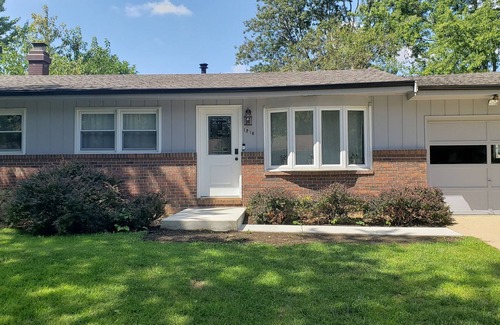 Bloomington Cottage | Charming 3 bedroom 1.5bath home with patio.