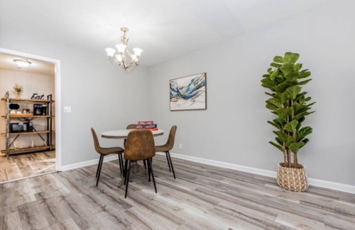 Bloomington House | Charming 3-bedroom house in peaceful neighborhood