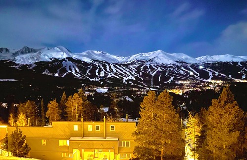 Woodmoor House | Charming 3-bedroom townhome with AC and WiFi in amazing Breckenridge