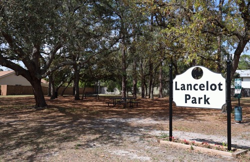 Casselberry House | Charming 3-bedroom near Orlando theme parks, downtown and golf courses