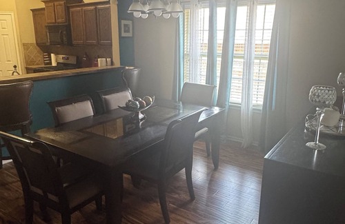 Midwest City House | Charming 3-bedroom house with AC, WiFi in delightful Midwest City