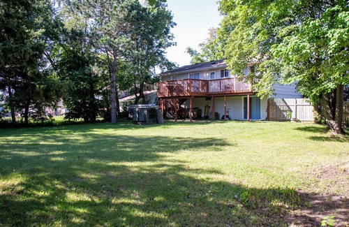 Brooklyn Park House | Charming 3-bedroom house in amazing Minneapolis with AC, WiFi