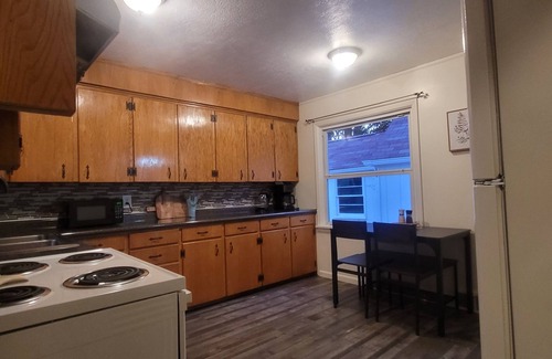 Newton Falls House | Charming 3-bedroom house in Newton Falls with WiFi and AC
