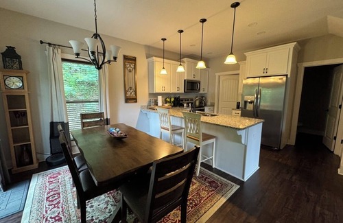 Stecoah House | Charming 3-bedroom house in Robbinsville with AC, WiFi, Hot Tub, Fire Pit