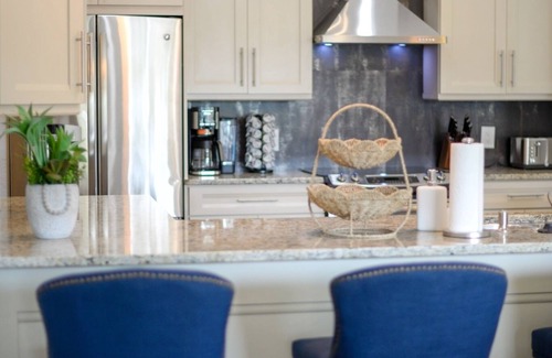 Long Meadow House | Charming 3-bedroom house with AC,WiFi and HEATED POOL in welcoming Rotonda West
