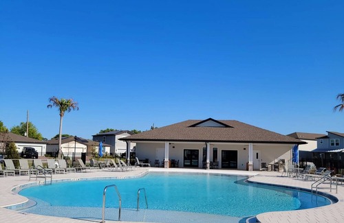 St. Cloud House | Charming 3-bedroom house with fitness room, WiFi in welcoming Saint Cloud