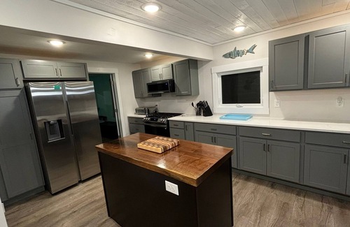 St. Helen Cottage | Charming 3-bedroom, 1.5 bath cottage on the lake and near ORV trails
