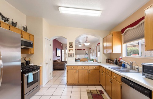 Sierra Vista House | Charming 3 bedroom house with AC, WiFi in brilliant Sierra Vista