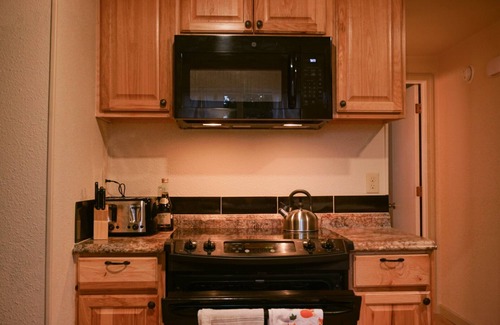 Springfield House | Charming 3-bedroom house with WiFi and AC in Springfield