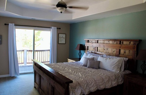 Sutter Creek Other | Charming 3-bedroom farmhouse in Sutter Creek with pool table, two story deck.