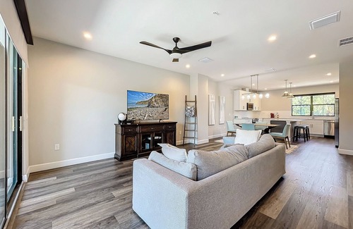 Fairvilla House | Charming 3-bedroom townhome with AC and WiFi in Winter Park
