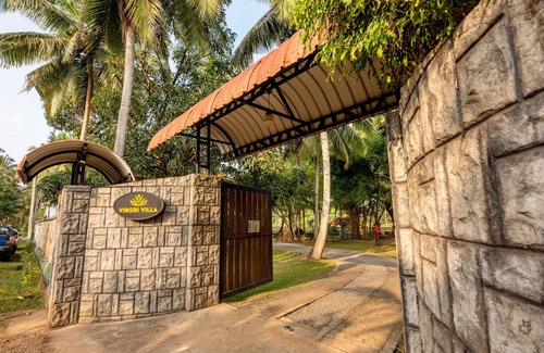 Narammala Villa | Charming 3-bedroom villa with AC, WiFi in serene Kadahapola, Narammala