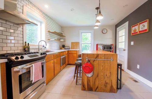 Haines Falls House | Charming 3-BR Farmhouse 10-min to Hunter