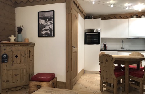 Meribel Village Apartment | Charming 3 rooms 3* residence Swimming pool, sauna, gym in Méribel Village