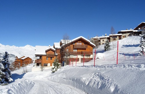 Vallandry Apartment | Charming 3-room apartment near slopes for 8 people in Vallandry, pets allowed