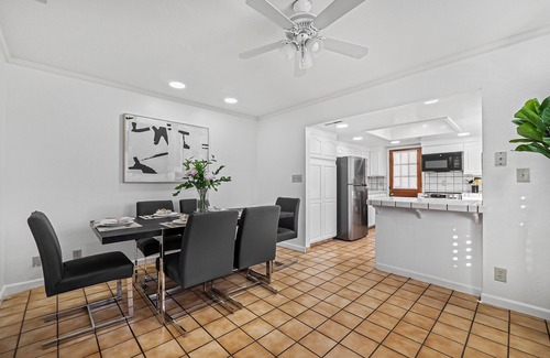 San Bruno House | Charming 3-bedroom house in lovely South San Francisco with WiFi, AC