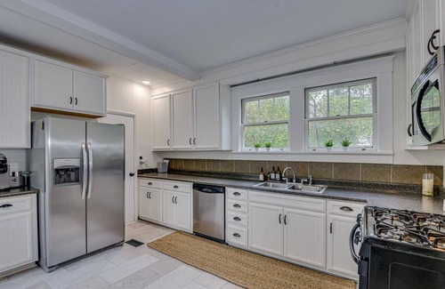 Augusta House | Charming 3BD/2BA Historic Augusta Bungalow - Private Pool!