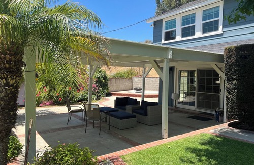 Burbank House | Charming 3bd 3 ba house in serene Burbank above Sunset Cyn 30+ day rentals only