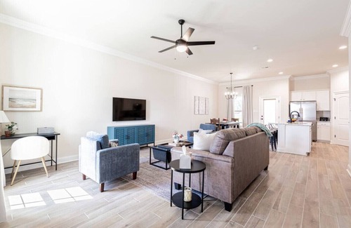 Milton House | Charming 3Bed 2Bath Oasis