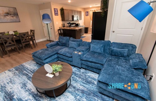 Jacksonville House | Charming 3BR Family Stay | Fenced Yard & Streaming TV
