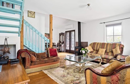 Glenburn House | Charming 3BR Farmhouse Sanctuary