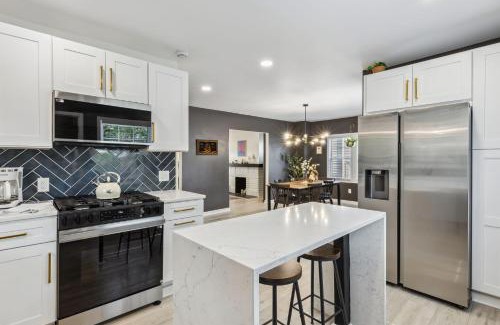 Cleveland Heights House | Charming 3BR Home - Close to CLE Clinic