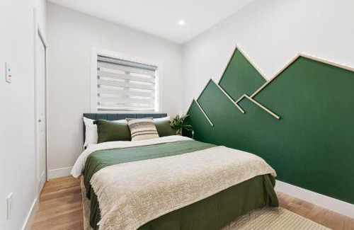 Fraserview House | Charming 3BR Home in a Lovely Vancouver Neighborhood