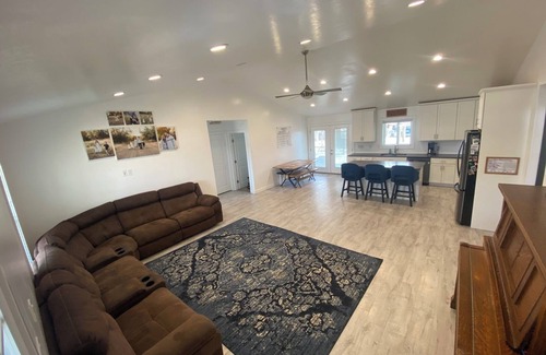Duchesne House | Charming 3BR house w/ huge yard, fire pit, WiFi and AC in enchanting Duchesne.