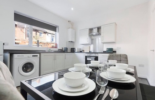 Blyth House | Charming 3BR in Hambledon
