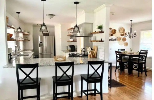 Little Rock House | Charming 3BR Mid-Century Home in Historic Hillcrest
