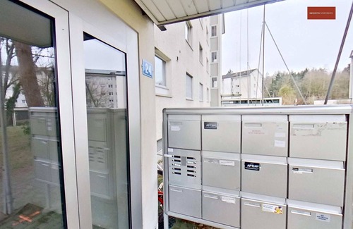 Seebach Apartment | Charming 3BR Retreat, Direct Trams to City