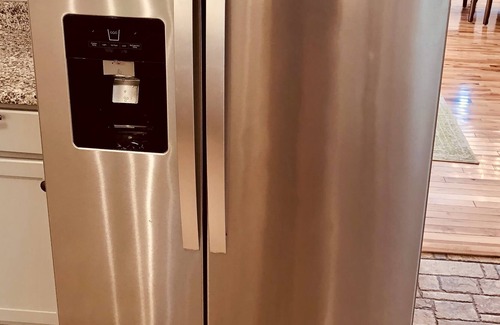 Knoxville House | Charming 3mi to DT King Bed, Free Parking N. Knox