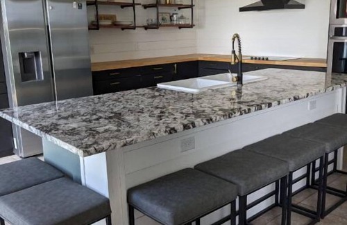 Dundee House | Charming 4/3 in the Heart of Central Florida Upgraded appliances and furnishings