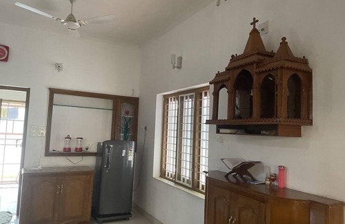 Angamali House | Charming 4-AC-bedroom townhome with WiFi in enchanting Angamaly near airport