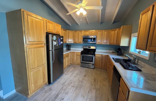 Beach Haven West House | Charming 4-bedroom lagoon house Down By the Bay near LBI