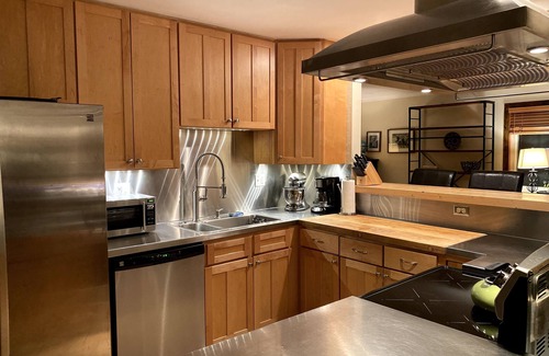 Table Mesa House | Charming 4-Bed, 3-Bath Home in Desirable Table Mesa Neighborhood