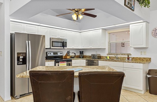 Trafalgar Villa | Charming 4 bedroom/2 bathroom pool home