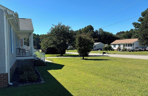 Petersburg House | Charming 4 bedroom 2 bathroom home in Prince George County.