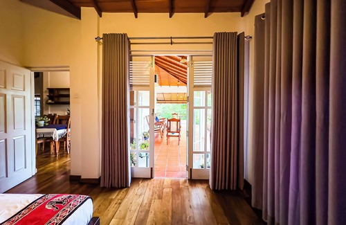 Kandy Bed & Breakfast | Charming 4-bedroom bed & breakfast in lovely Hindagala with WiFi, AC