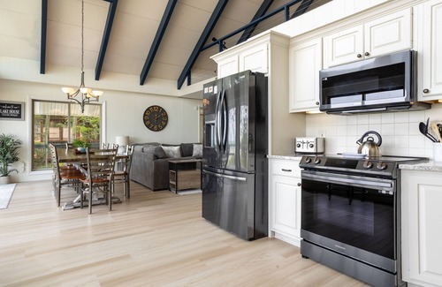 Pigeon Ski Chalet | Charming 4-bedroom beachfront chalet on Sand Point in Caseville Twp