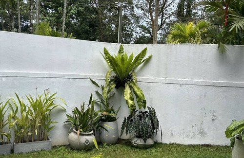 Kaduwela House | Charming 4-bedroom bungalow with plunge pool