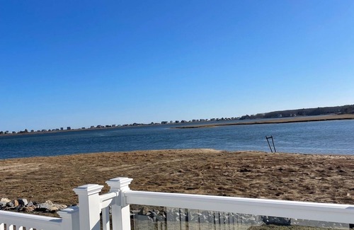 Biddeford Pool House | Charming 4-bedroom cape on Hills Beach Road