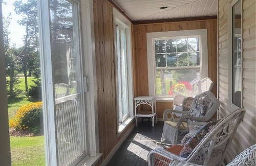 Lot 16 House | Charming 4 Bedroom Country House - 10 km from Summerside -