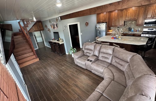Longview Other | Charming 4-bedroom farmhouse on 55 acres in lovely Longview/Hallsville area