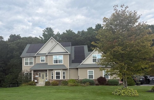 Gansevoort House | Charming 4-bedroom house in Upstate NY with AC, 15 minutes to Saratoga Track.