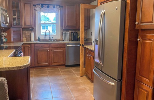 Hayfield Dundee House | Charming 4-bedroom house in the upper Highlands neighborhood in Louisville