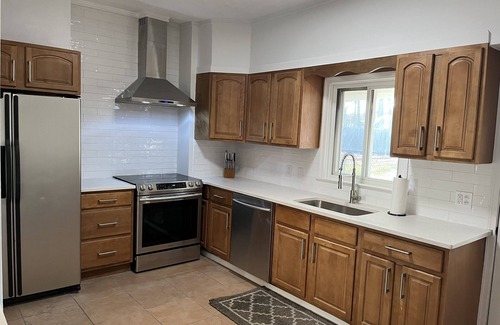 Bethlehem House | Charming 4 bedroom house right in downtown Bethlehem. Walkable to everything!