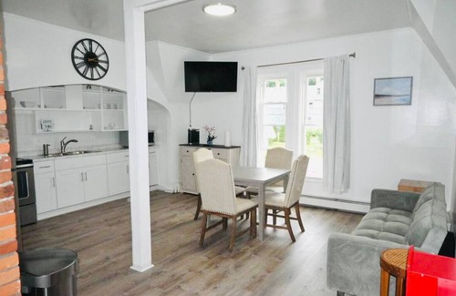 Danielson House | Charming 4-bedroom house with WiFi and AC in wonderful Killingly