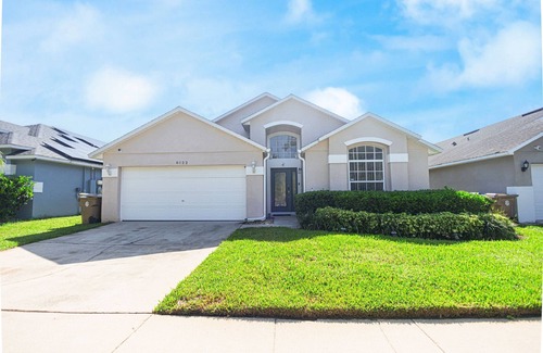 West Kissimmee House | Charming 4-bedroom house with WiFi, AC in lovely Kissimmee